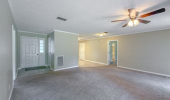 1102 Douglas Dr, Bainbridge, GA 39819