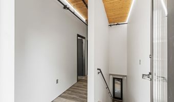 210 S Hamilton St, Madison, WI 53703
