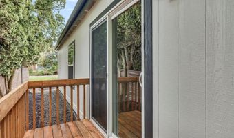 19572 Lakewood Ct, Aurora, OR 97002