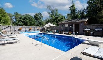 24 Burgess Rd, Foster, RI 02825
