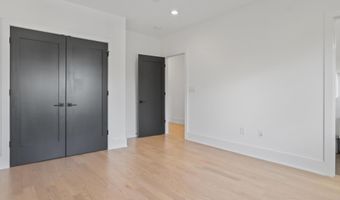 3644 N VERMONT St, Arlington, VA 22207
