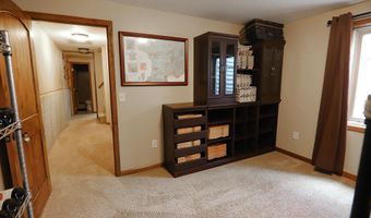 15 Helen Ln, Banner, WY 82832