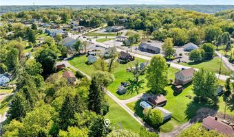 122 Strawberry Aly, Aliquippa, PA 15001