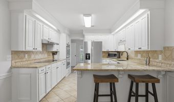96 Summit Ridge Dr, Brandon, MS 39042