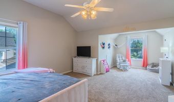 14108 Pine Valley Ct, Basehor, KS 66007
