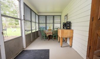 15 South Ln, Angola, NY 14006