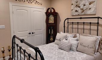 309 HICKMAN Ln, Angleton, TX 77515