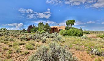 11 Mesa Sea Rd, Arroyo Hondo, NM 87513