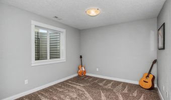 1408 Ledges Dr, Ames, IA 50010