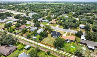 1204 Rose Dr, Alice, TX 78332