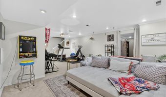 1510 Morning Sun Dr, Ballwin, MO 63021