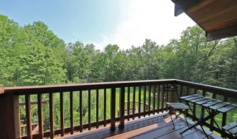 707 Benton Hill Rd, Becket, MA 01223