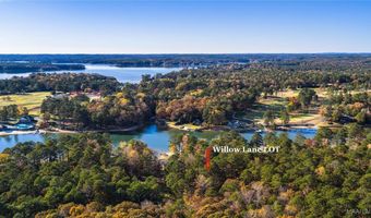1 Willow Ln, Alexander City, AL 35010