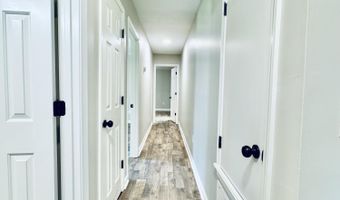 124 Westlake Dr, Brandon, MS 39047