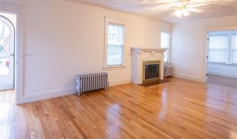 28 Rosewood Ave, Cranston, RI 02905
