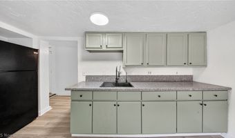 511 Brown St, Akron, OH 44311