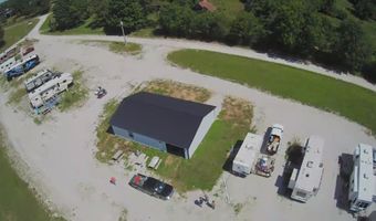 112 E Dade 22, Arcola, MO 65603