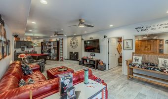 410 Peninsula Dr, Anderson, SC 29626