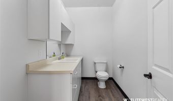 754 Yellowstone Ave, Cody, WY 82414