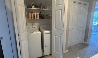 3 Founders Rd 3, Clinton, CT 06413