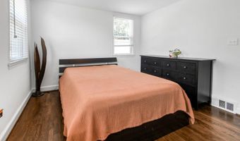 561 45TH St NE, Washington, DC 20019