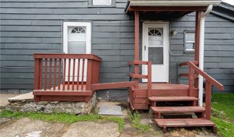 29 York St, Angola, NY 14006
