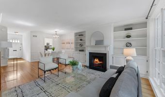 911 S LEE St, Alexandria, VA 22314