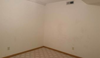530 S 5th St, Akron, IA 51001