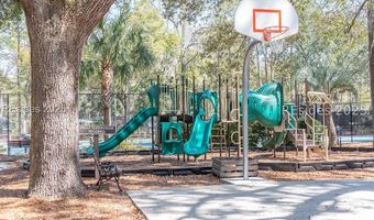 133 Arrow Rd #30, Hilton Head Island, SC 29928