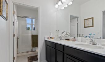 6354 CAMINO Dr, Apollo Beach, FL 33572