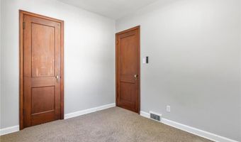 713 5th Ave E, Alexandria, MN 56308