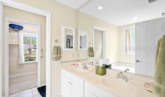 60 Thomas Sumter St, Beaufort, SC 29907