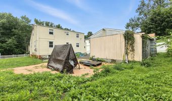 34 Gilbert Ave, Bloomfield, CT 06002