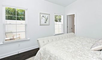 26 Walnut Springs Dr, Asheville, NC 28804