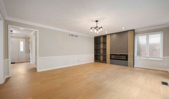 7474 Oakland Hills Dr, Indianapolis, IN 46236