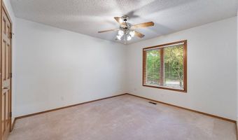 5 Ellesmere Ln, Bella Vista, AR 72714