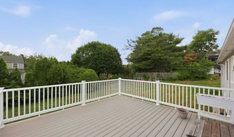 7 Dogwood Dr, Ansonia, CT 06401