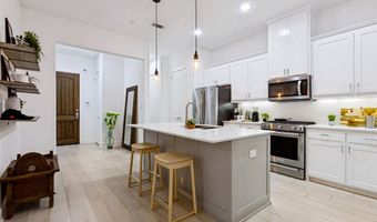 5015 Meridian Ln 1106, Addison, TX 75001