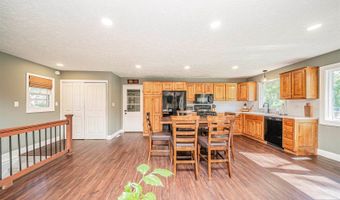 111 Moyne Dr, Abilene, KS 67410