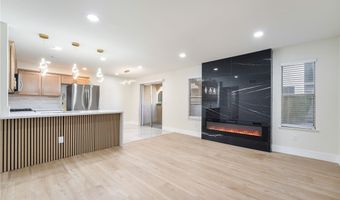 5064 Spencer St A, Las Vegas, NV 89119