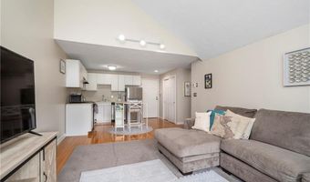 201 Woodlawn Ave 314, North Providence, RI 02904