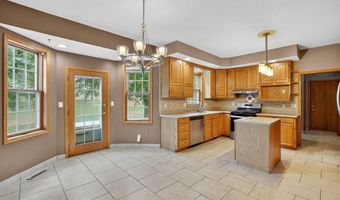 2400 Ridgetop Cir, Ames, IA 50014