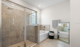 5689 HAWKS CAY St, Apollo Beach, FL 33572