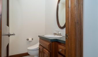 879 N 200 Rd, Baldwin City, KS 66006