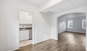 1744 N RHODES St 310, Arlington, VA 22201