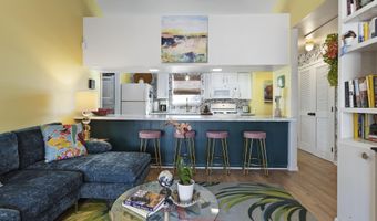 128 Lee St, Biloxi, MS 39530