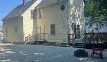 48 Sixteenth St, Bangor, ME 04401