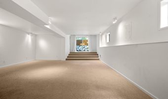 2204 NW Marken St, Bend, OR 97703