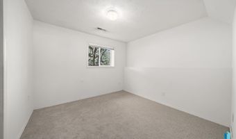 1000 E Maywood St, Brandon, SD 57005