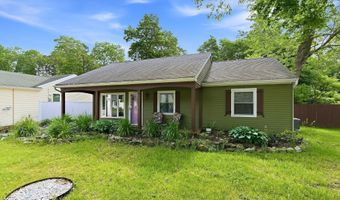 26 Ravenwood Blvd, Barnegat, NJ 08005